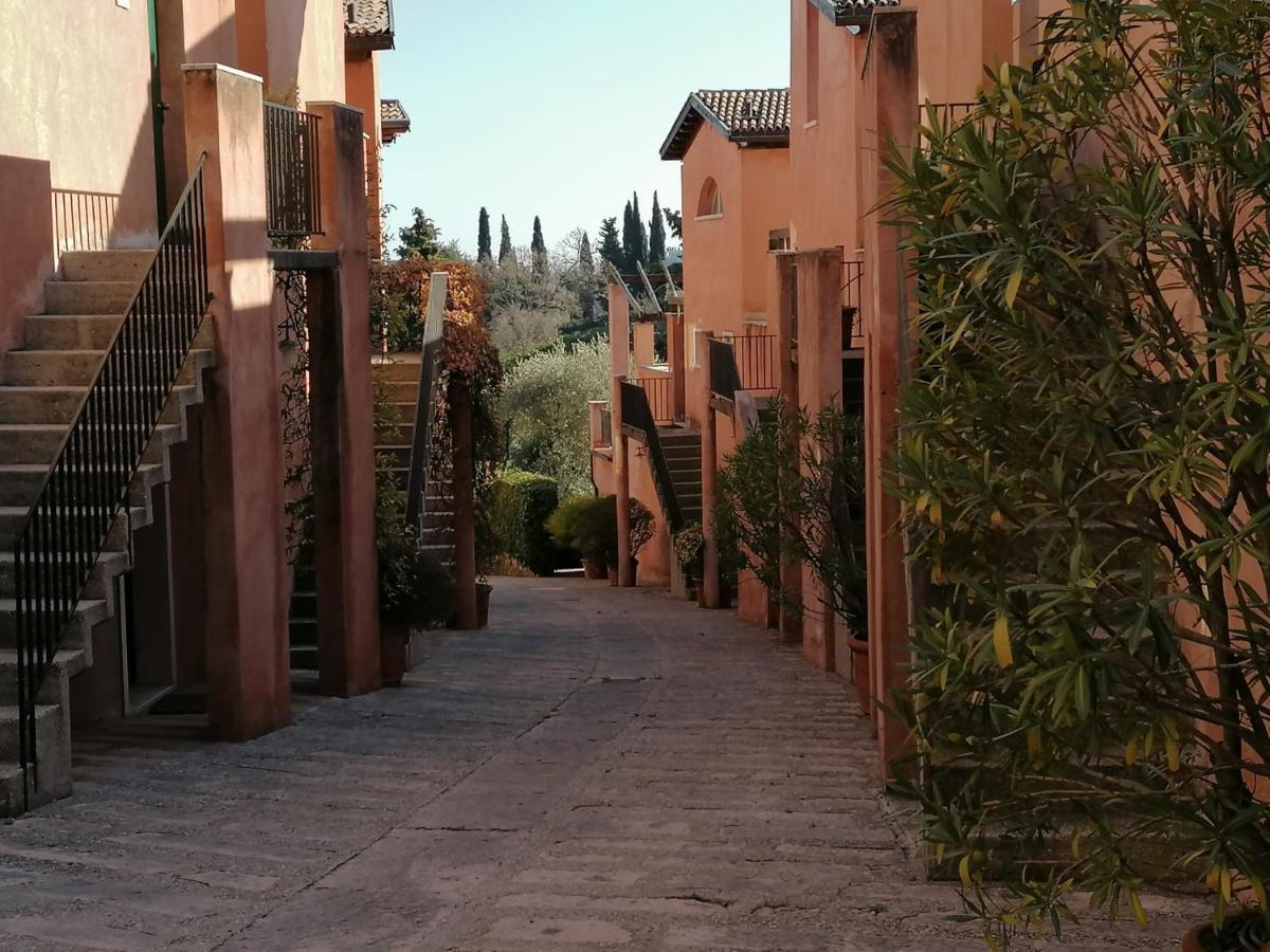 Appartamento In Villa Sul Garda Castion Veronese Eksteriør billede