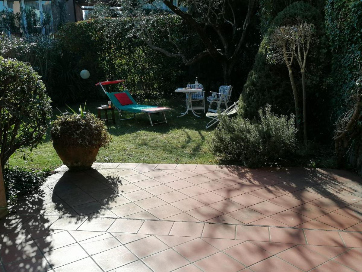 Appartamento In Villa Sul Garda Castion Veronese Eksteriør billede