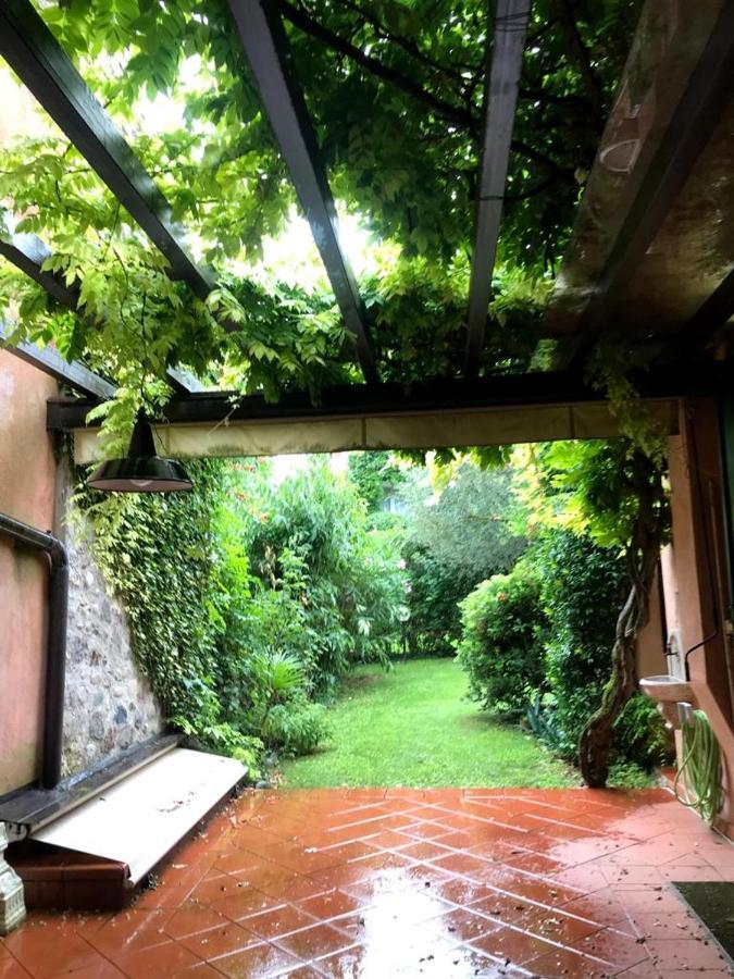 Appartamento In Villa Sul Garda Castion Veronese Eksteriør billede